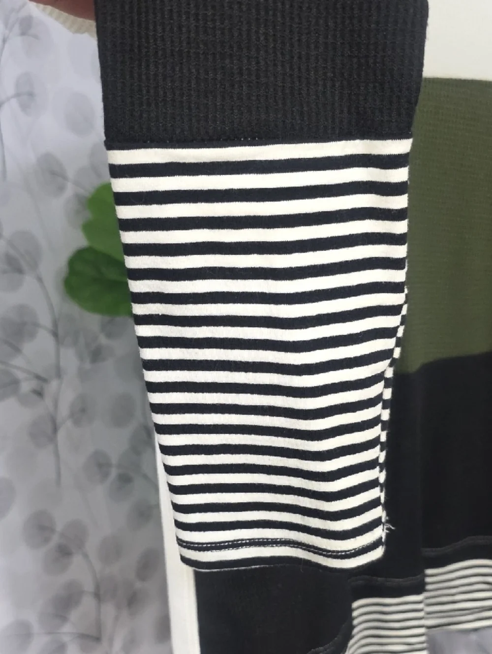 SHEIN Boho Colorblock Waffle Knit Top - Picture 6 of 7